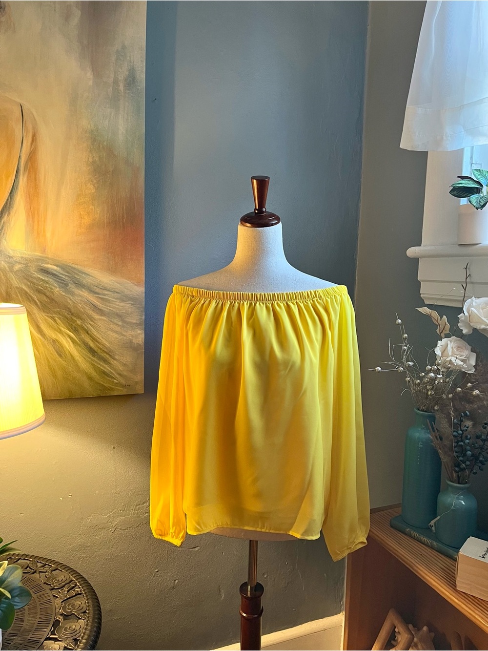 NWOT, Kate & Mallory size Large, ladies top.